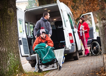 Charita Svitavy pořídila auto pro svoz klientů. Zbývá nashromáždit ještě 180 tisíc Kč.