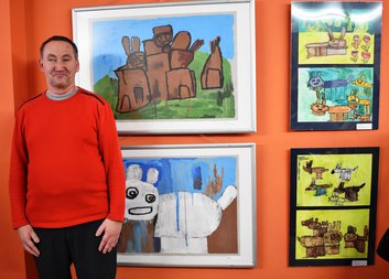 Výstava výtvarných prací Proměny 9 prodloužena do konce května