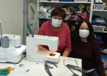 Šijme společně roušky!